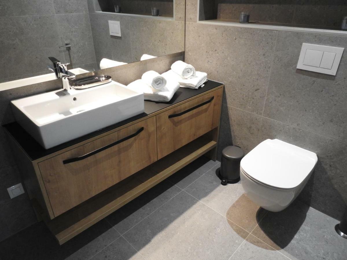 Luxury Apartments Magali 3 罗维尼 外观 照片