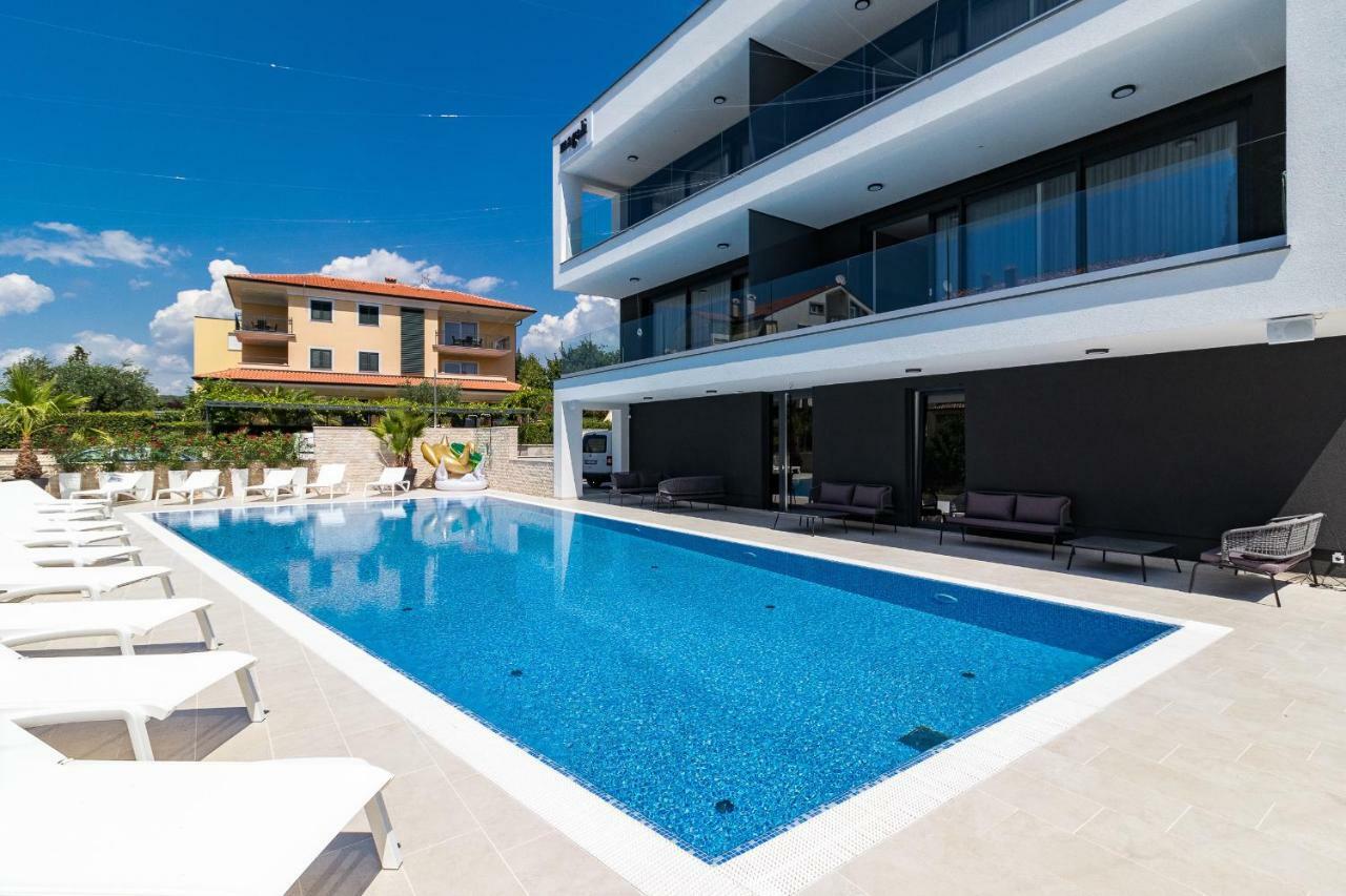 Luxury Apartments Magali 3 罗维尼 外观 照片